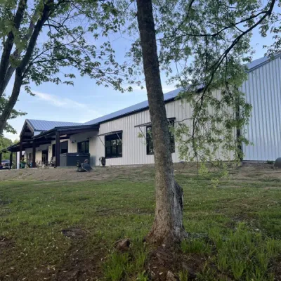 Lux Barndominium, Tennessee